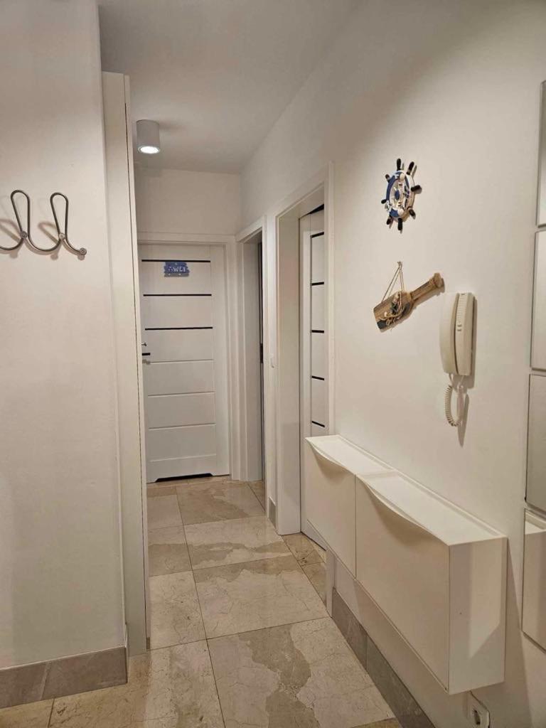 Apartament Slatine No 1 สลาทิเน ภายนอก รูปภาพ